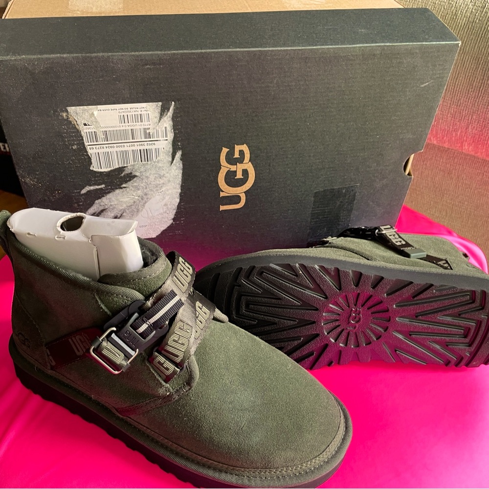 Brand new men’s Uggs